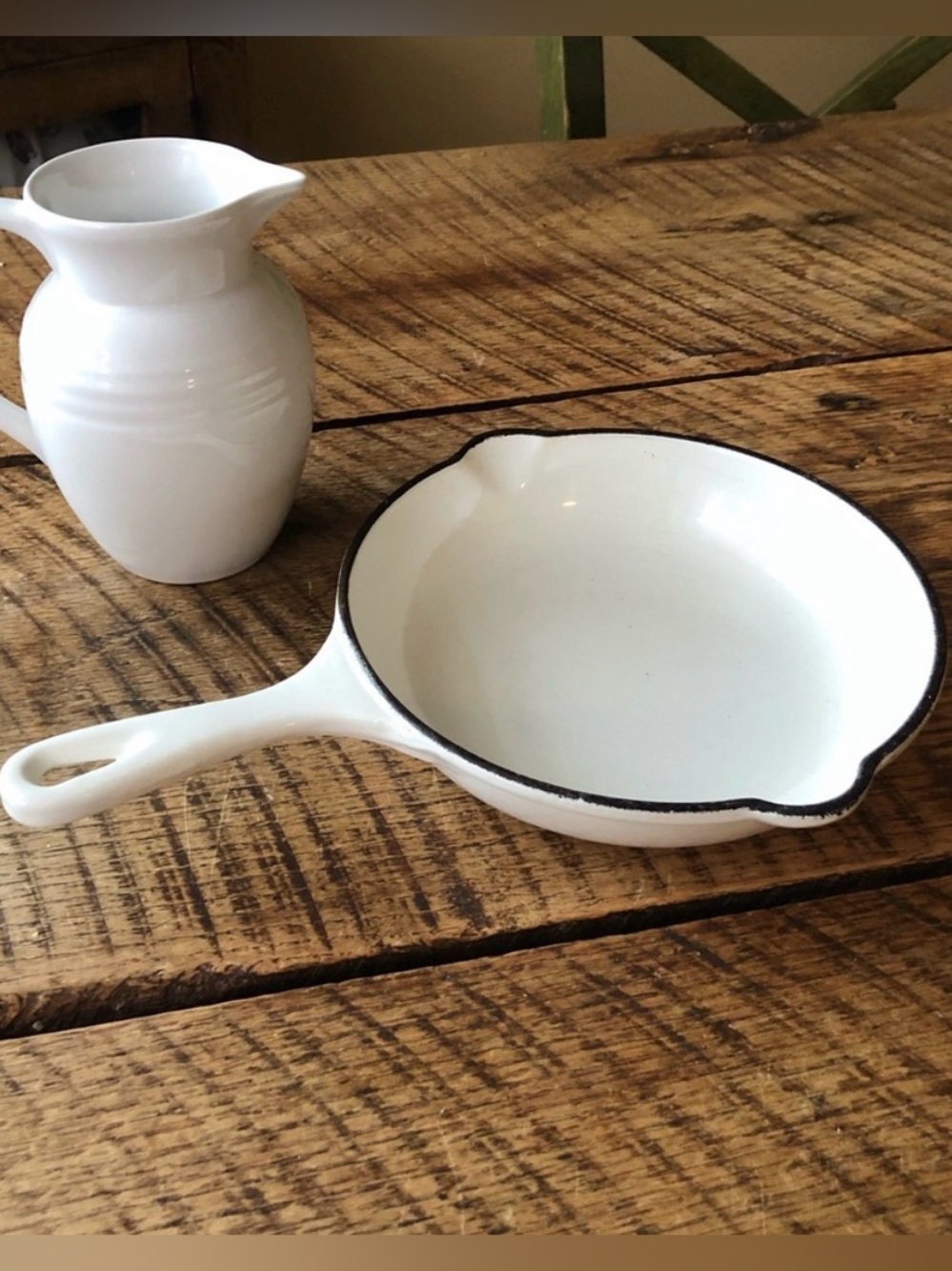 LE CREUSET COUSANCES ENAMEL SKILLET - Picture 2 of 3